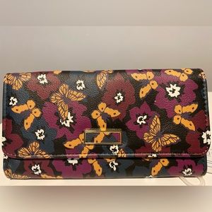 Butterfly Clutch